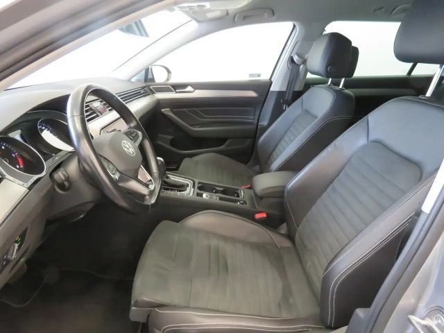 Volkswagen Passat DSG Elegance Elegance Variant