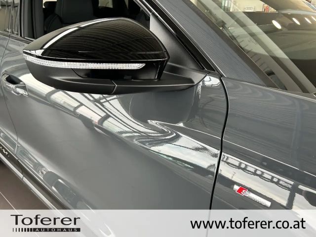 Audi Q6 e-tron Quattro