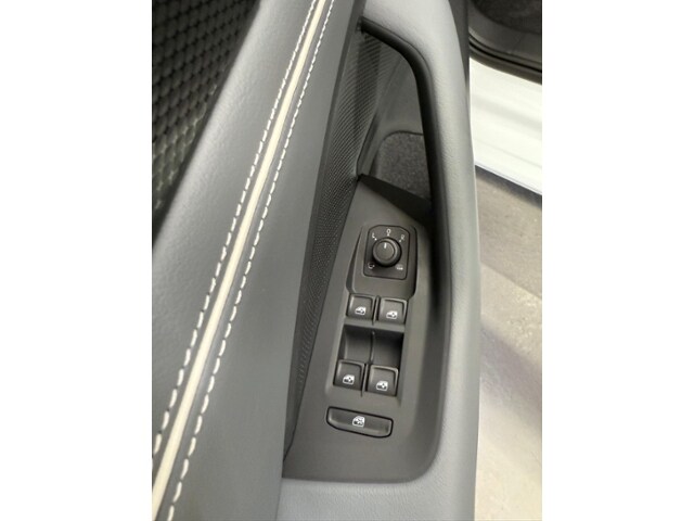 Volkswagen Passat 1.5 eTSI DSG Variant