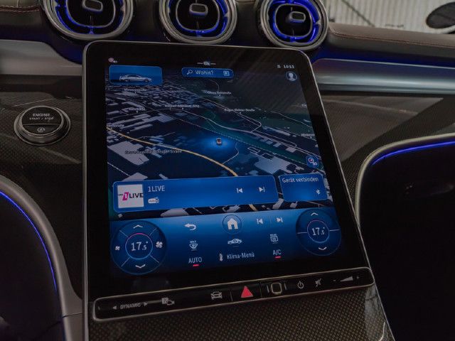 Mercedes-Benz C 200 AMG Line Sedan