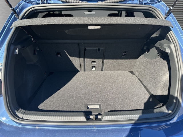 Volkswagen Golf 1.5 eTSI Golf VIII