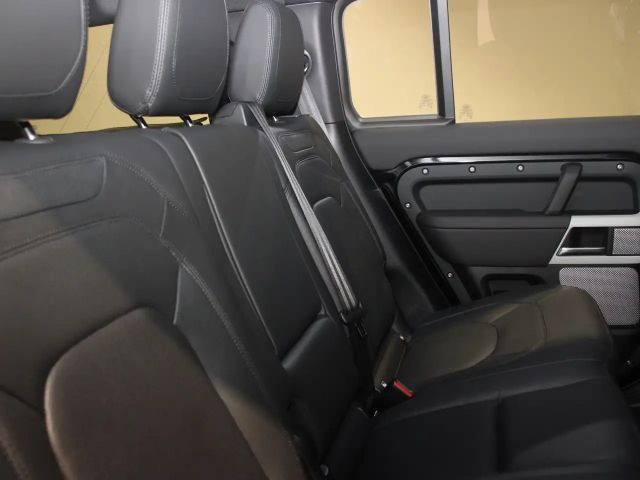 Land Rover Defender D300 SE