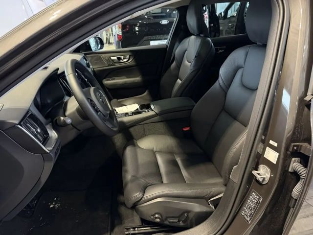 Volvo V60 AWD Dark Hybrid Plus T6