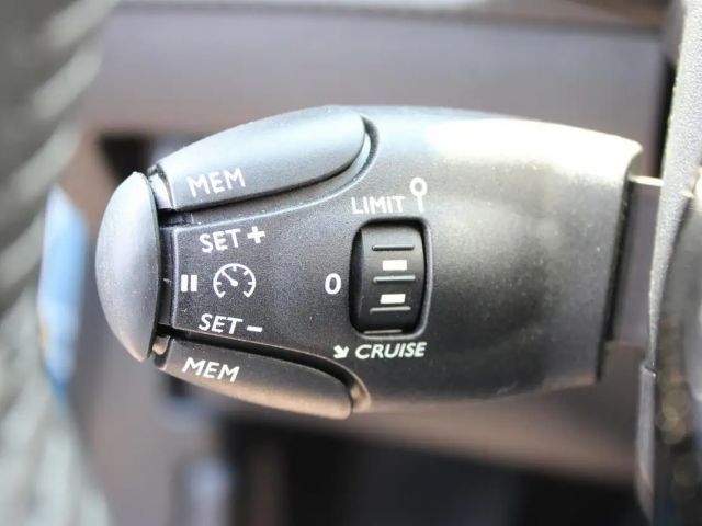 Peugeot 2008 Allure Pack