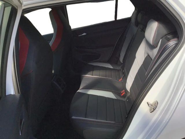 Volkswagen Golf 2.0 TSI DSG GTI