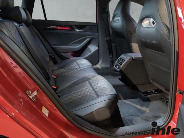 Volkswagen Passat DSG R-Line Style Variant