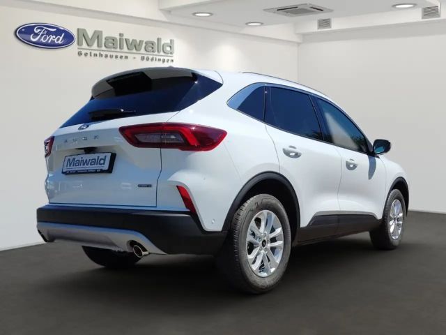 Ford Kuga AWD Hybrid Titanium