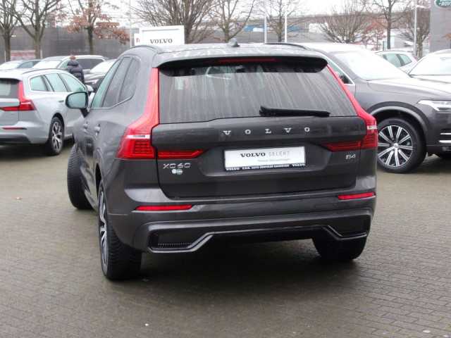 Volvo XC60 Dark Plus