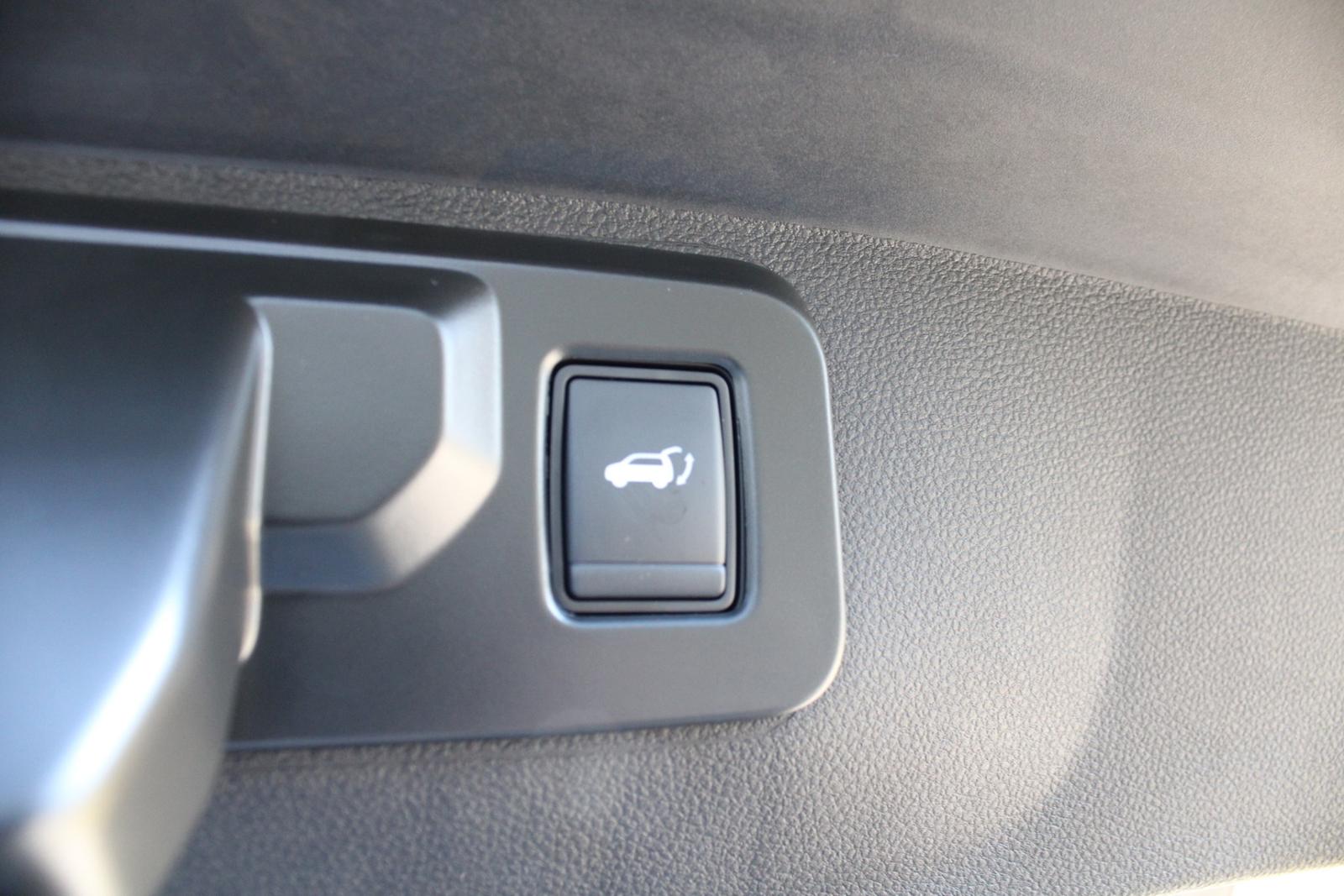 Renault Rafale 300 Plug-in Hybrid 4x4 Esp Alp mit AHK