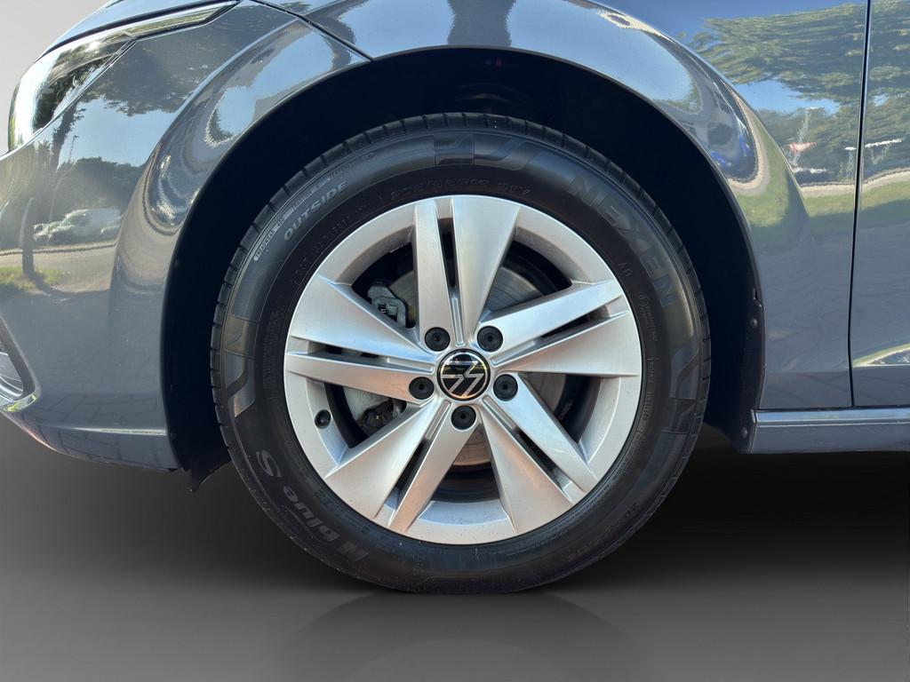 Volkswagen Golf DSG Golf VIII Life Variant