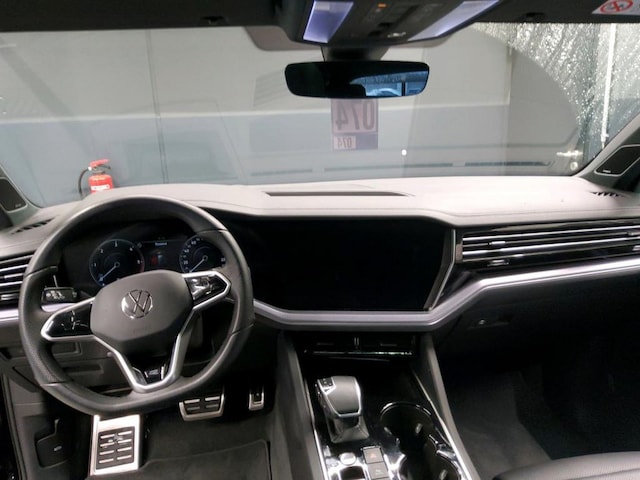 Volkswagen Touareg 4Motion R-Line