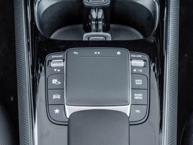 Mercedes-Benz GLA 180 Style