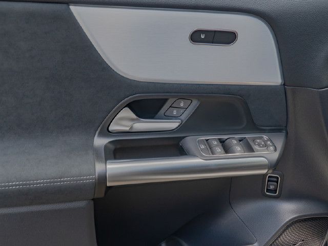 Mercedes-Benz GLA 250 4MATIC