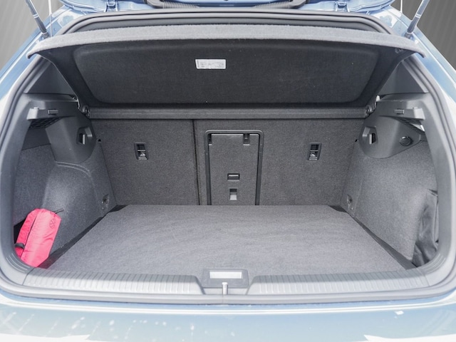 Volkswagen Golf 1.5 eTSI DSG