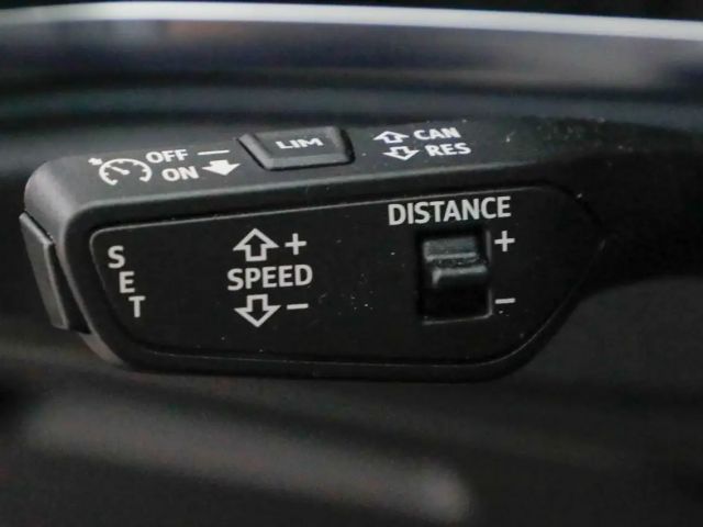 Audi Q3 35 TFSI S-Line S-Tronic