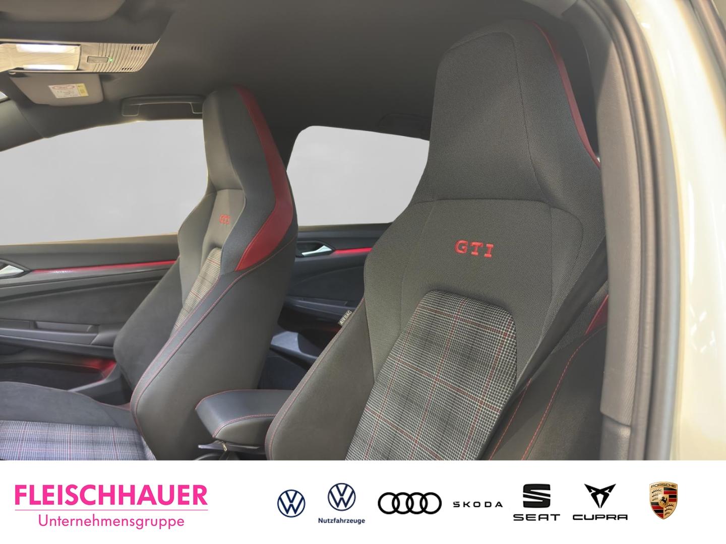 Volkswagen Golf 2.0 TSI GTI Golf VIII