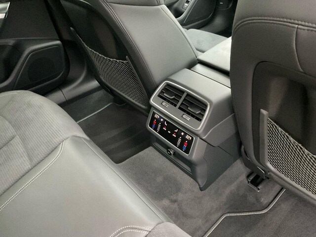 Audi A6 40 TDI Avant S-Line S-Tronic