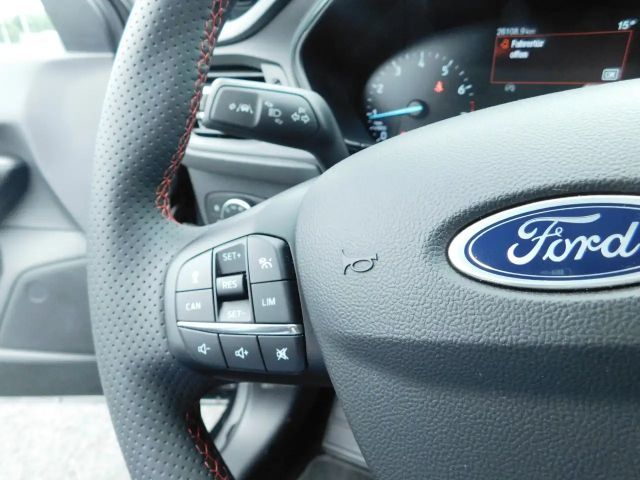 Ford Focus ST Line Wagon