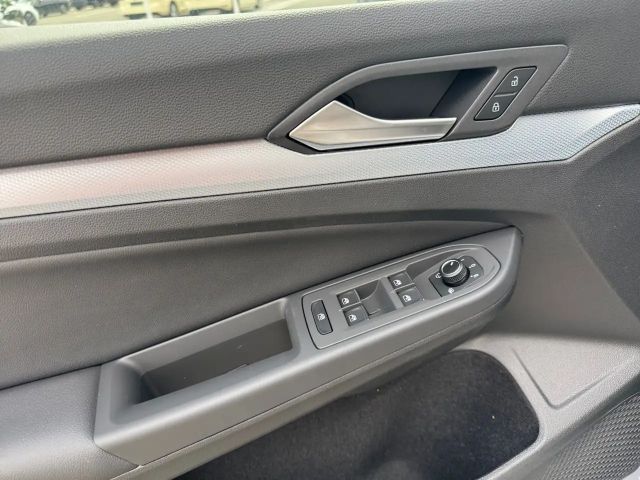 Volkswagen Golf 1.5 TSI