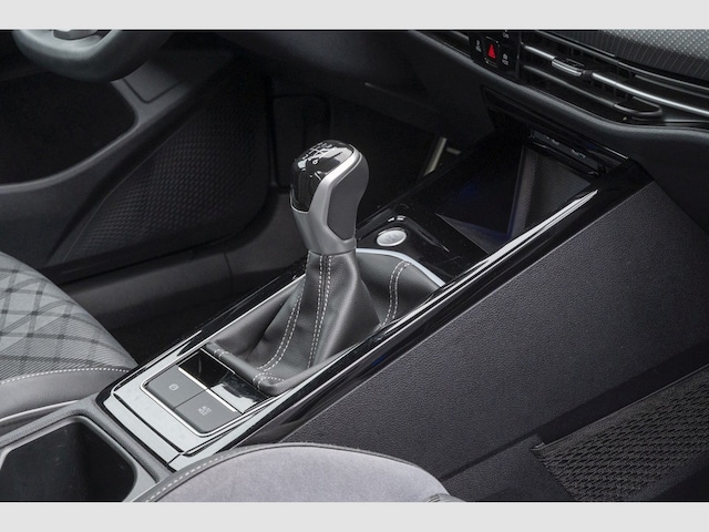 Volkswagen Golf 1.5 TSI Golf VIII R-Line