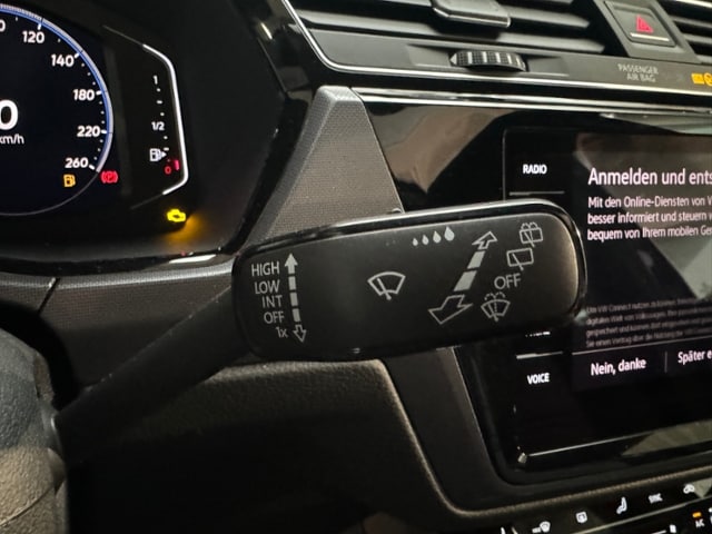 Volkswagen Touran DSG R-Line