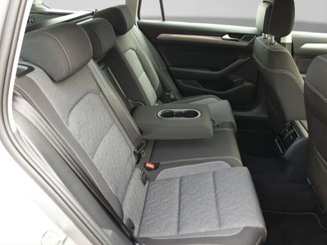 Volkswagen Passat 2.0 TDI Business DSG Variant