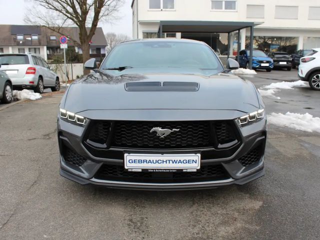 Ford Mustang Fastback GT 5.0 V8