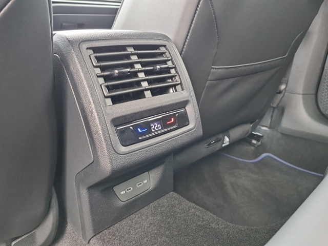 Volkswagen Golf 2.0 TSI DSG