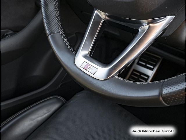 Audi Q8 55 TFSI Hybride Quattro