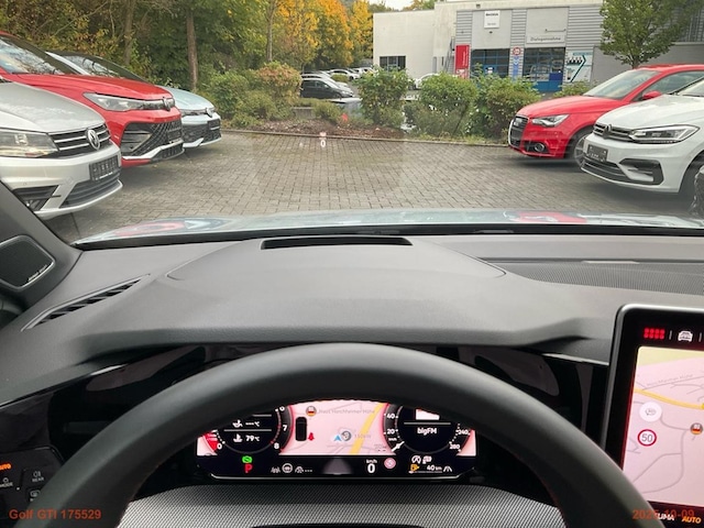 Volkswagen Golf 2.0 TSI DSG GTI Style