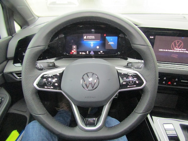 Volkswagen Golf 1.5 eTSI DSG