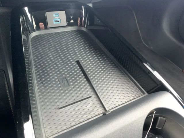 Ford Mustang Mach-E Basis Navi Digitales Cockpit Soundsystem B & O 360