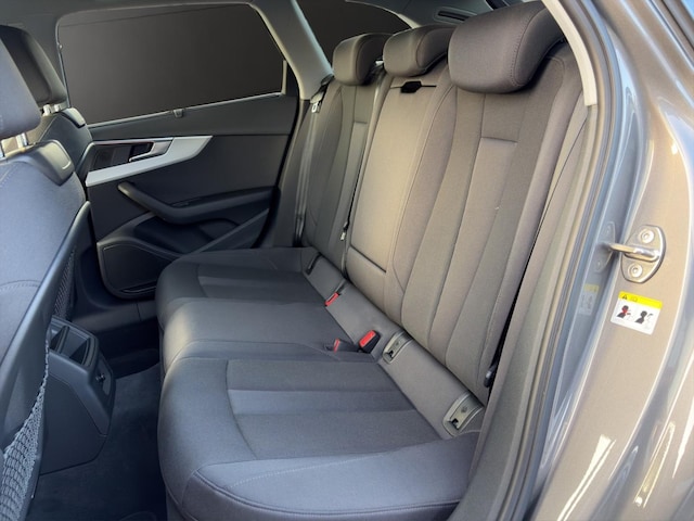 Audi A4 40 TDI Avant S-Tronic