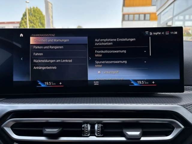 BMW 320 320d M-Sport Touring xDrive