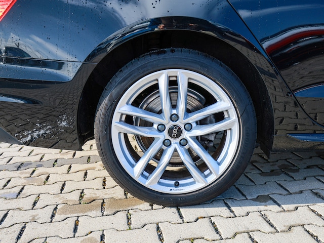 Audi A4 35 TFSI Avant S-Tronic