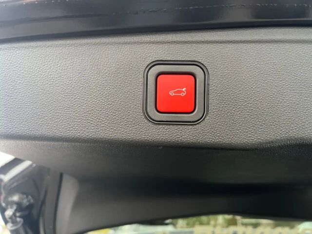 Jeep Avenger Full-Electric Summit