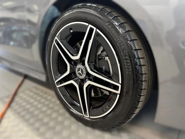 Mercedes-Benz CLA 200 AMG Line Coupé