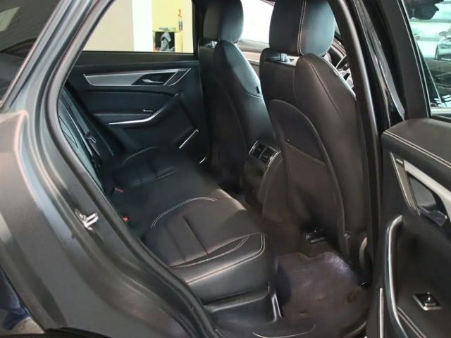 Jaguar F-Pace AWD P400e R-Dynamic S