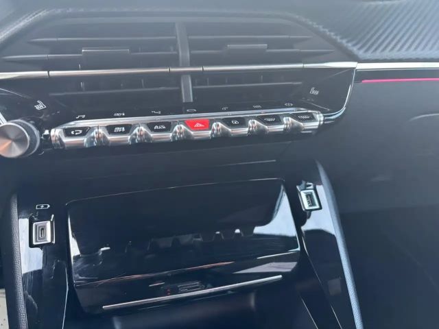 Peugeot 208 EAT8 GT-Line PureTech