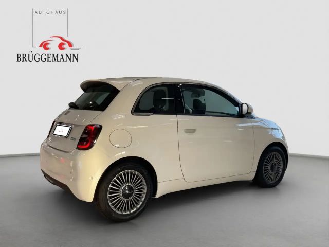 Fiat 500e + Komfort Paket, Style Paket