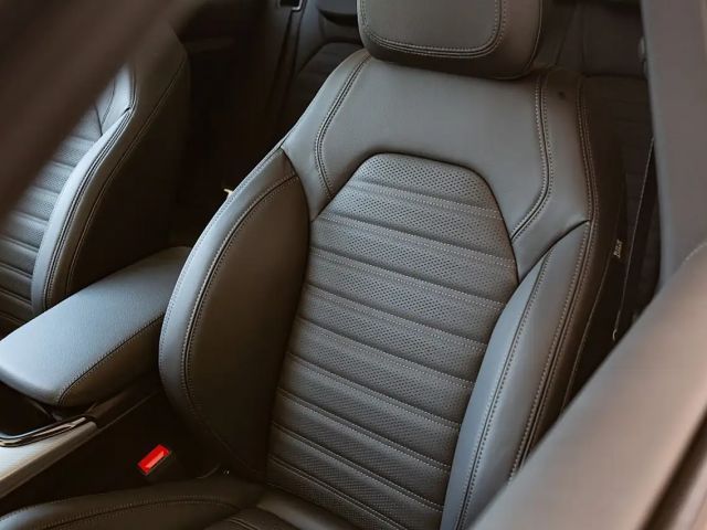 Alfa Romeo Stelvio AT8 Q4 Veloce