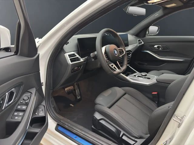 BMW 330 330e Touring