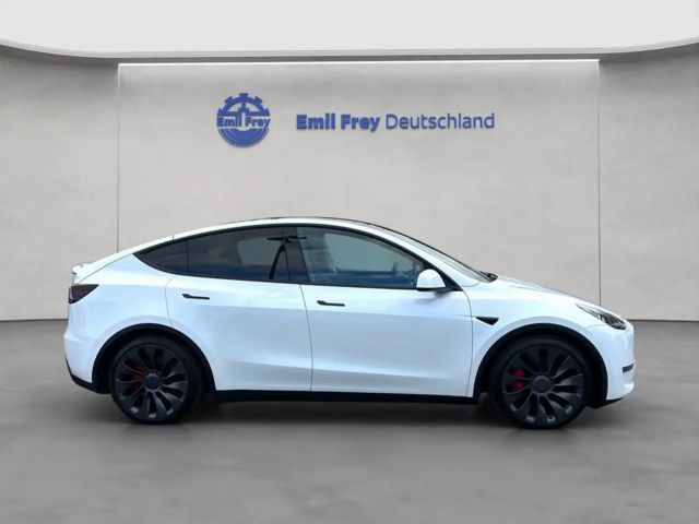 Tesla Model Y AWD Dual Motor Performance