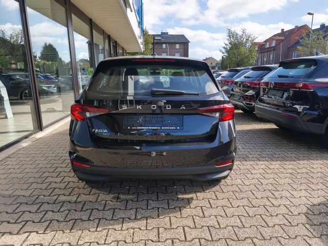 Skoda Fabia Essence Klima,PDC,GRA,ZV