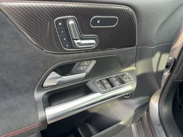 Mercedes-Benz B 220 AMG Line B 220 d Premium