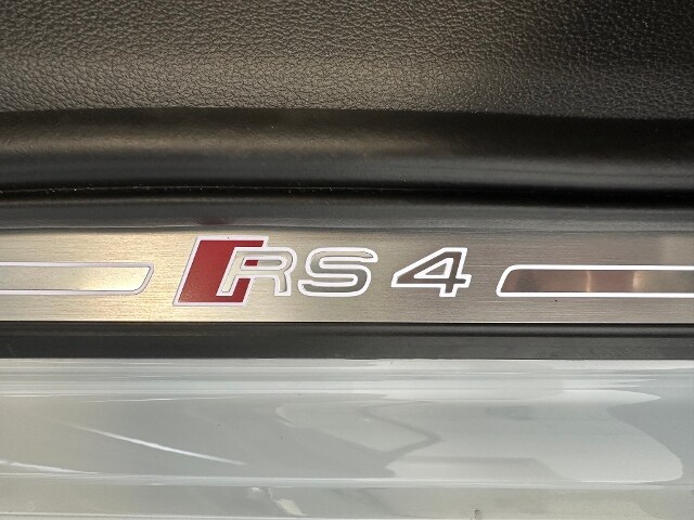 Audi RS4 Avant Quattro