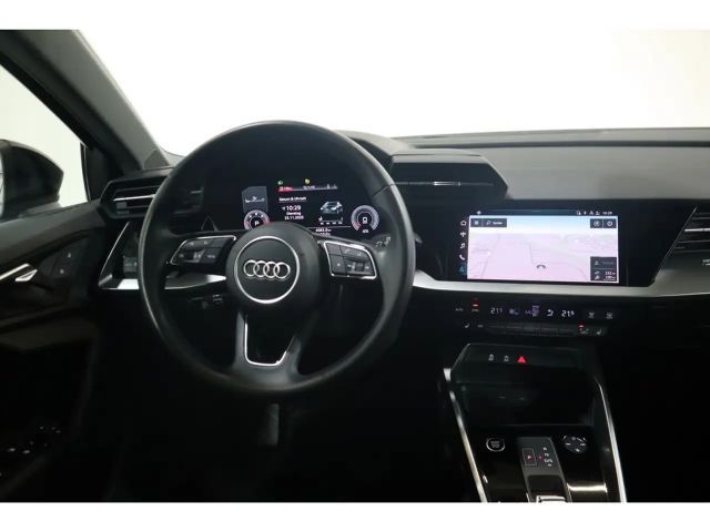 Audi A3 35 TDI S-Line Sedan Sportback