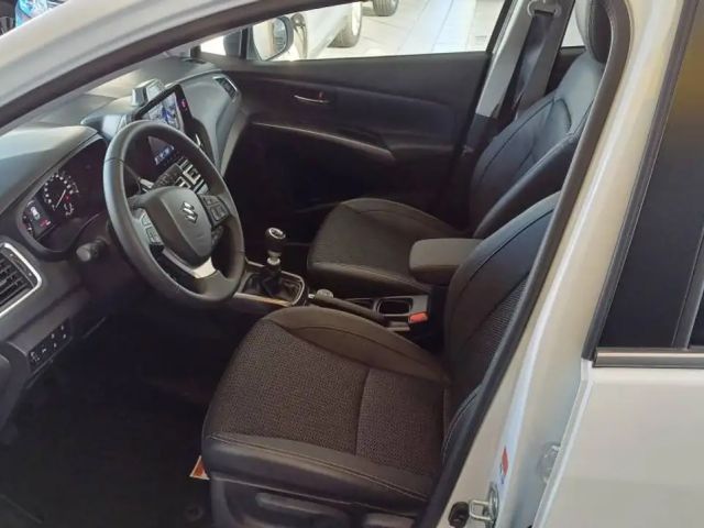 Suzuki S-Cross Flash