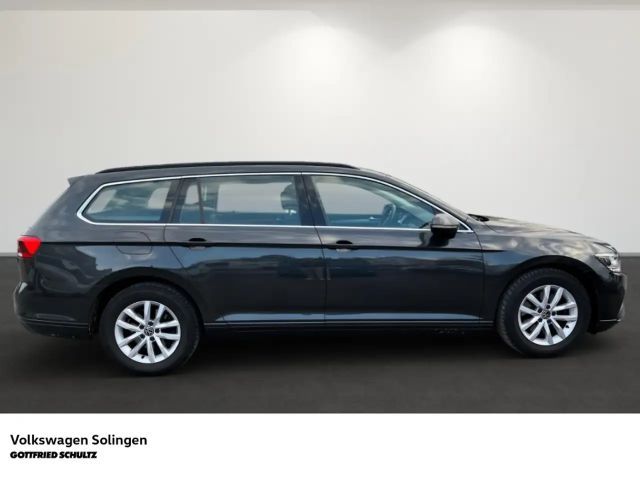 Volkswagen Passat 1.5 TSI Business DSG Variant