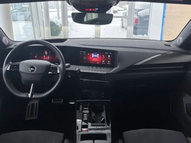 Opel Astra Sports Tourer Ultimate